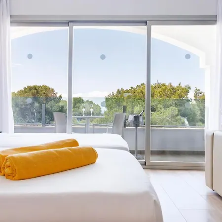 Hotel Mar Alcanada 4*
