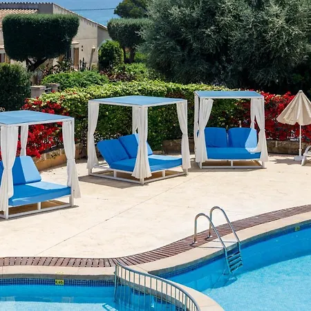 Hotel Mar Alcanada